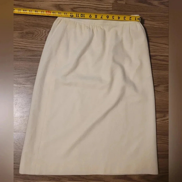 100% Wool Cream Pendleton Skirt - Picture 5 of 5